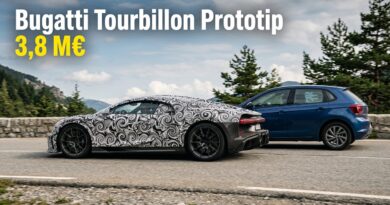 VW Polo, Bugatti Tourbillon prototipine arkadan çarptı
